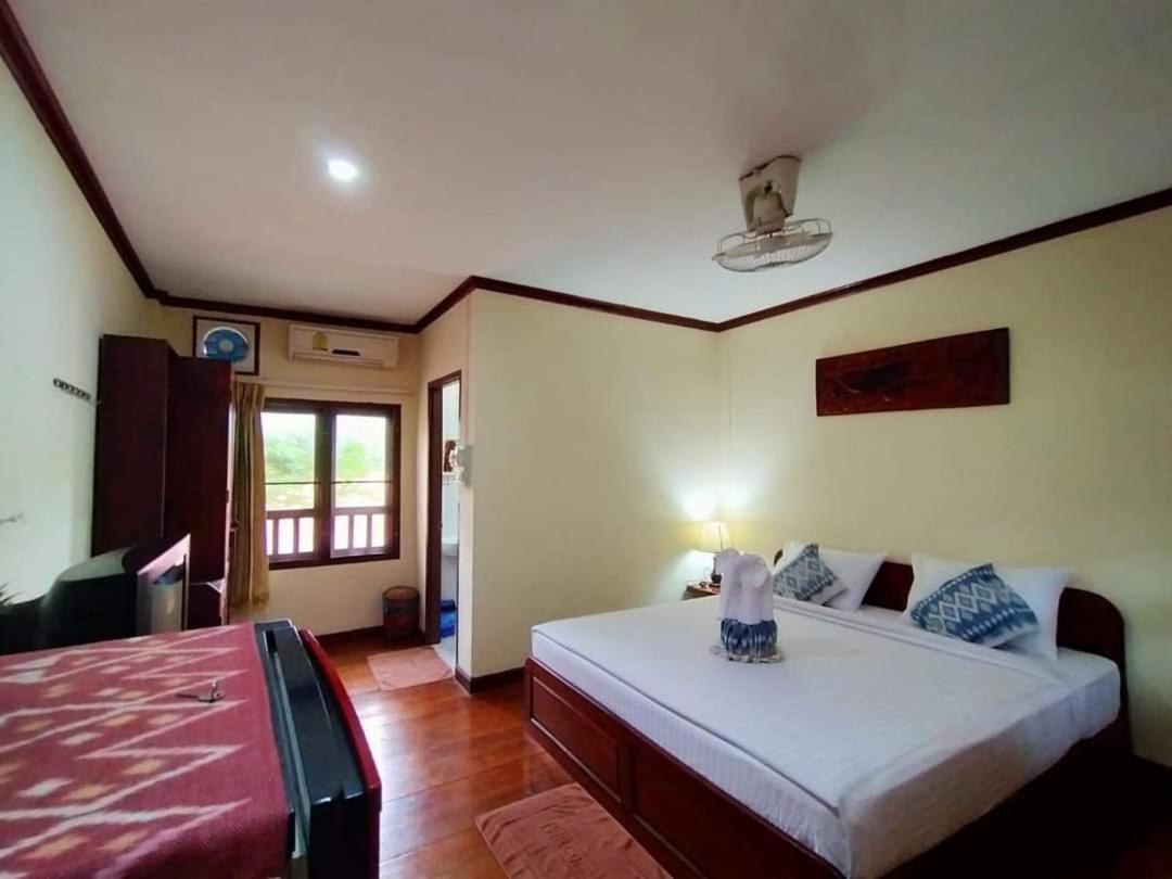 Phamarn View Guesthouse Ban Nahin-Nai ภายนอก รูปภาพ