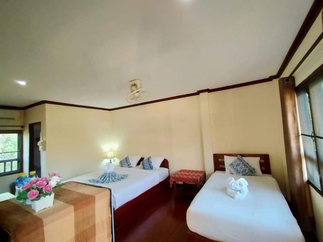 Phamarn View Guesthouse Ban Nahin-Nai ภายนอก รูปภาพ